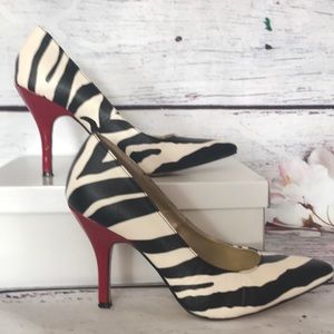 Zebra Kelly&Katie shoes 👠 size 7
